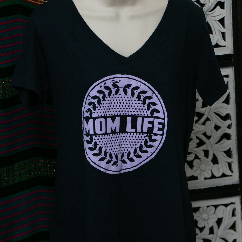 Moms Life tshirt